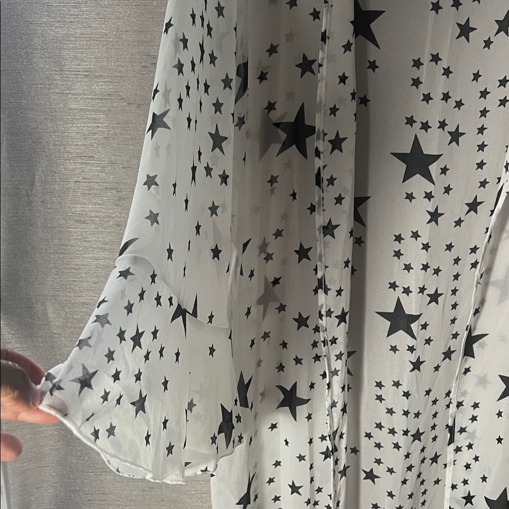 White Star Patterned Long Kimono 53”length, bell sleeves  ruffled - Picture 4 of 6